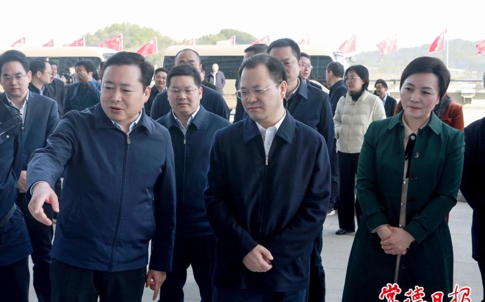 周振宇率常德考察团赴益阳学习考察